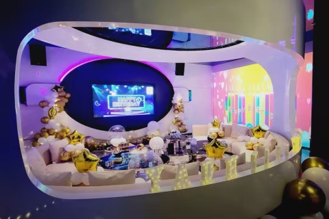 南昌首席国际招聘,南昌商务KTV,热情奋斗点燃职场青春火焰