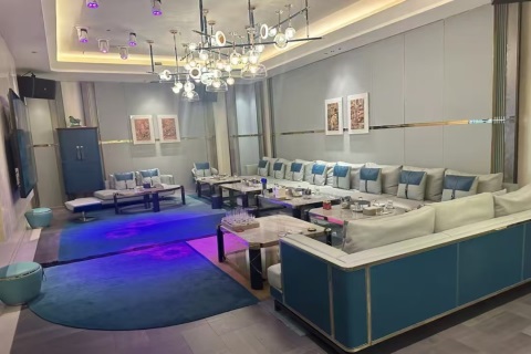 <strong>南阳KTV招聘新机遇 白河畔绽放青春风采</strong>