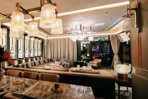 <strong>黄石KTV诚聘精英 携手共创璀璨夜场生涯</strong>